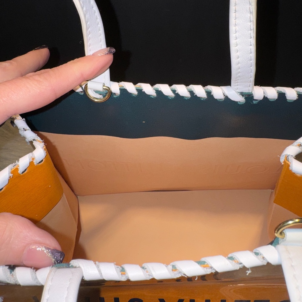 Louis Vuitton Shopping Bag - Picture 5 of 5
